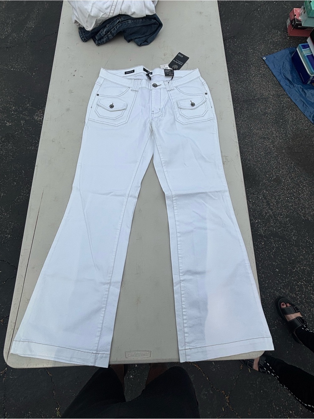 a.n.a. size 12 white flares